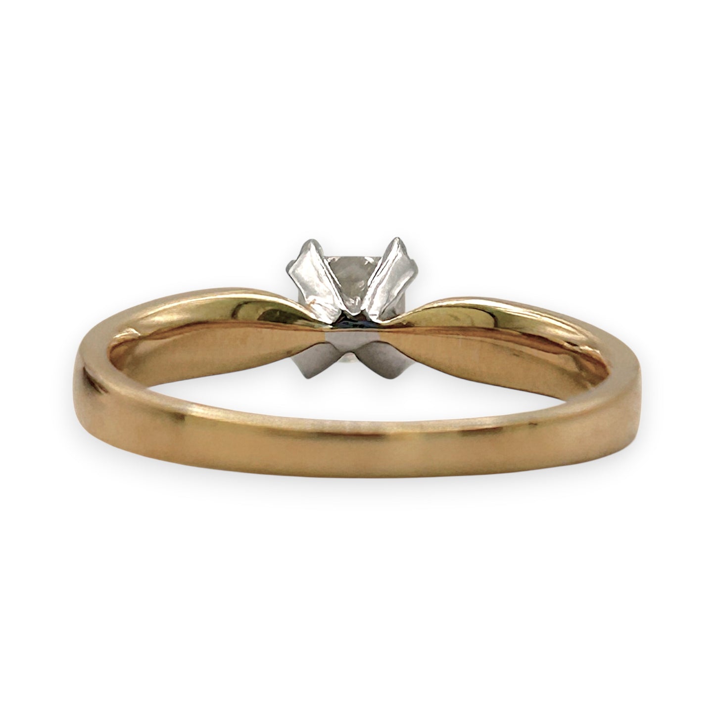BRAND NEW | 18ct Gold Ring Princess Radiance Solitaire Ring Valuation $5,800