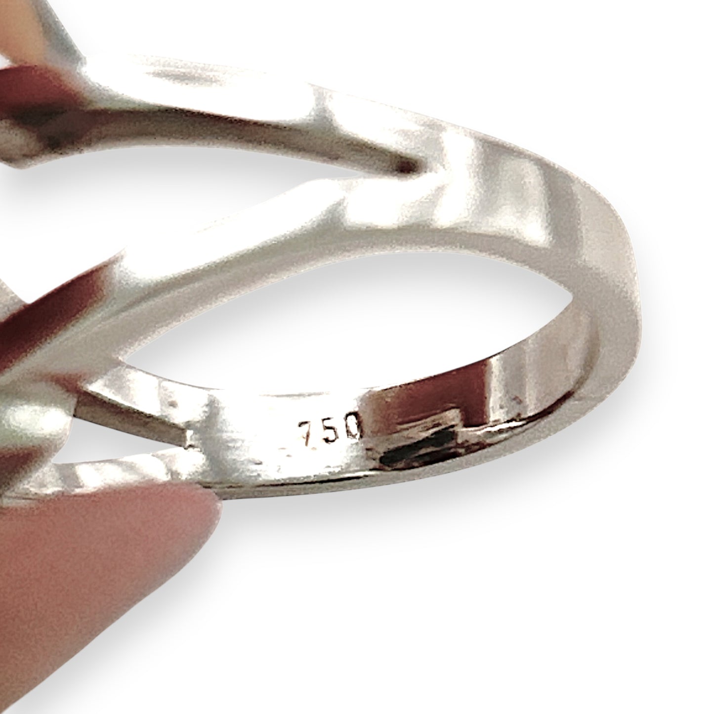 BRAND NEW | 18ct W Gold Midnight Violet Ring Valuation $9,750