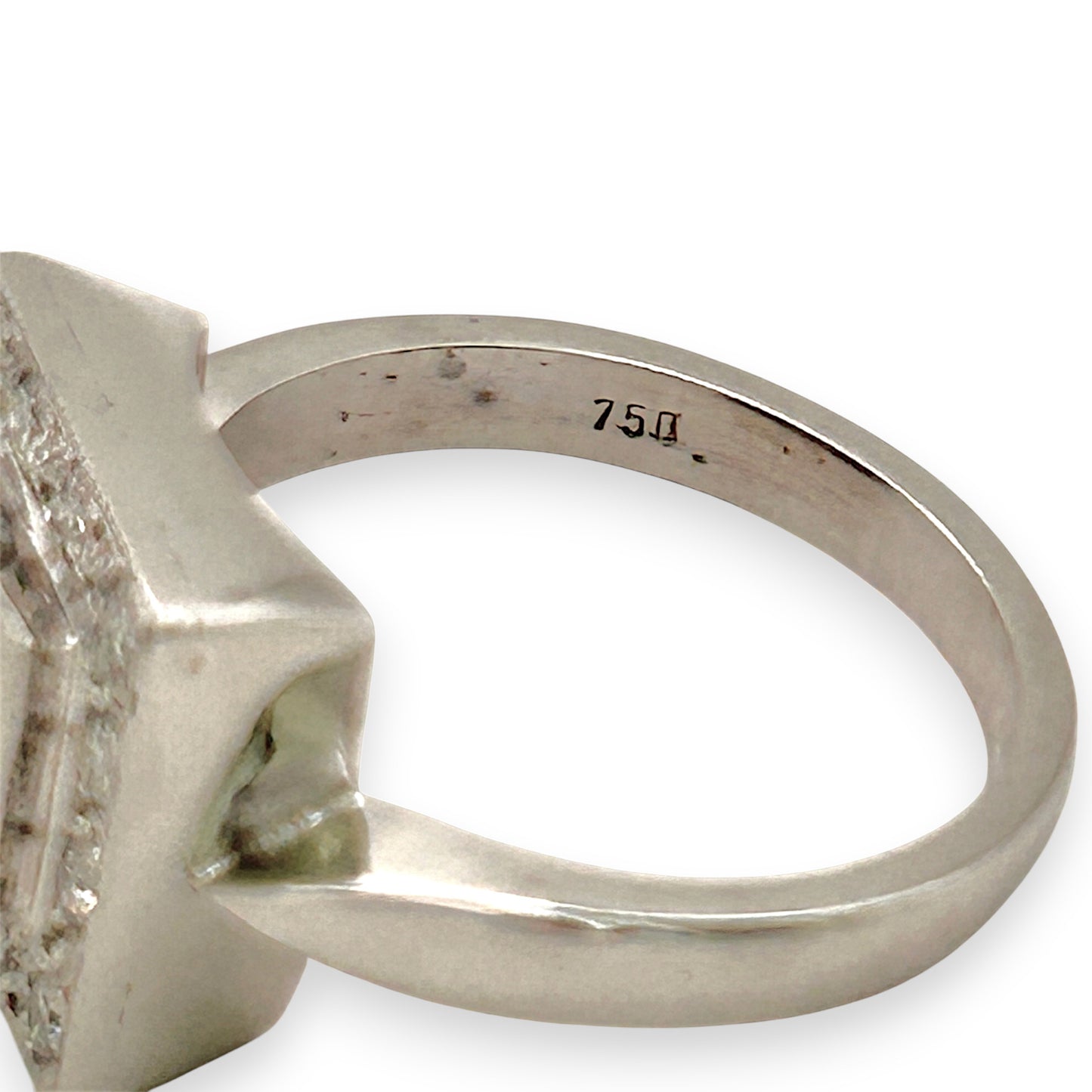 BRAND NEW | 18ct W/Gold Imperial Pink Sapphire Ring Valuation $12,850