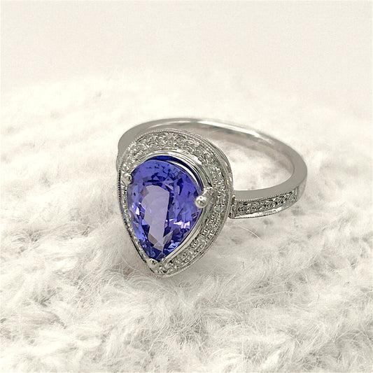 BRAND NEW | 18ct White Gold Celestial Violet Crown Ring Valuation $10,900