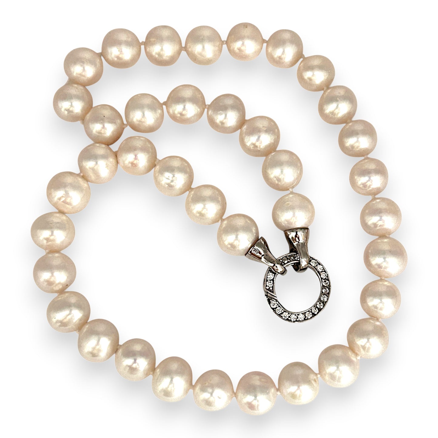 BRAND NEW | Freshwater Pearl necklaceNecklace - Classic Glow Pearl