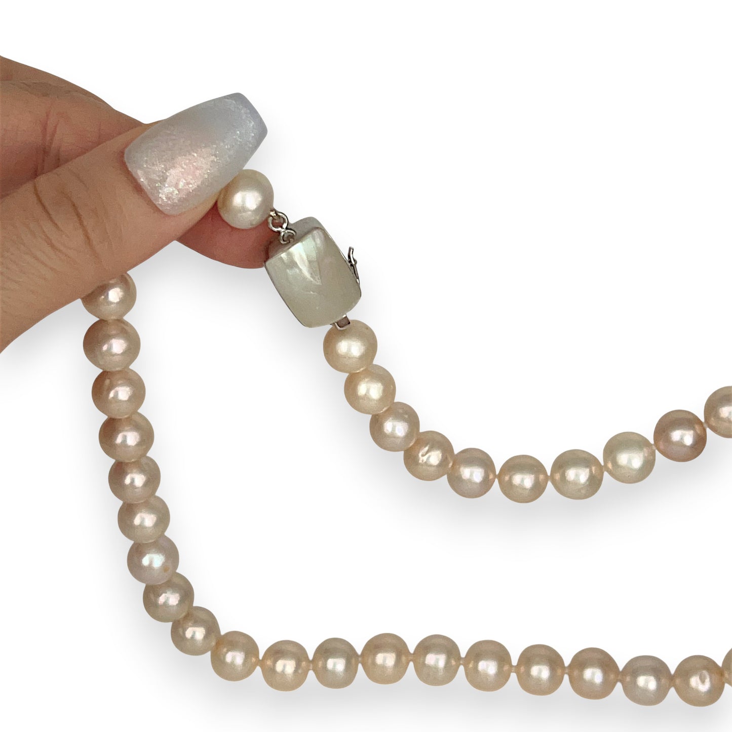 BRAND NEW | Freshwater pearl Necklace - Light Peach shade