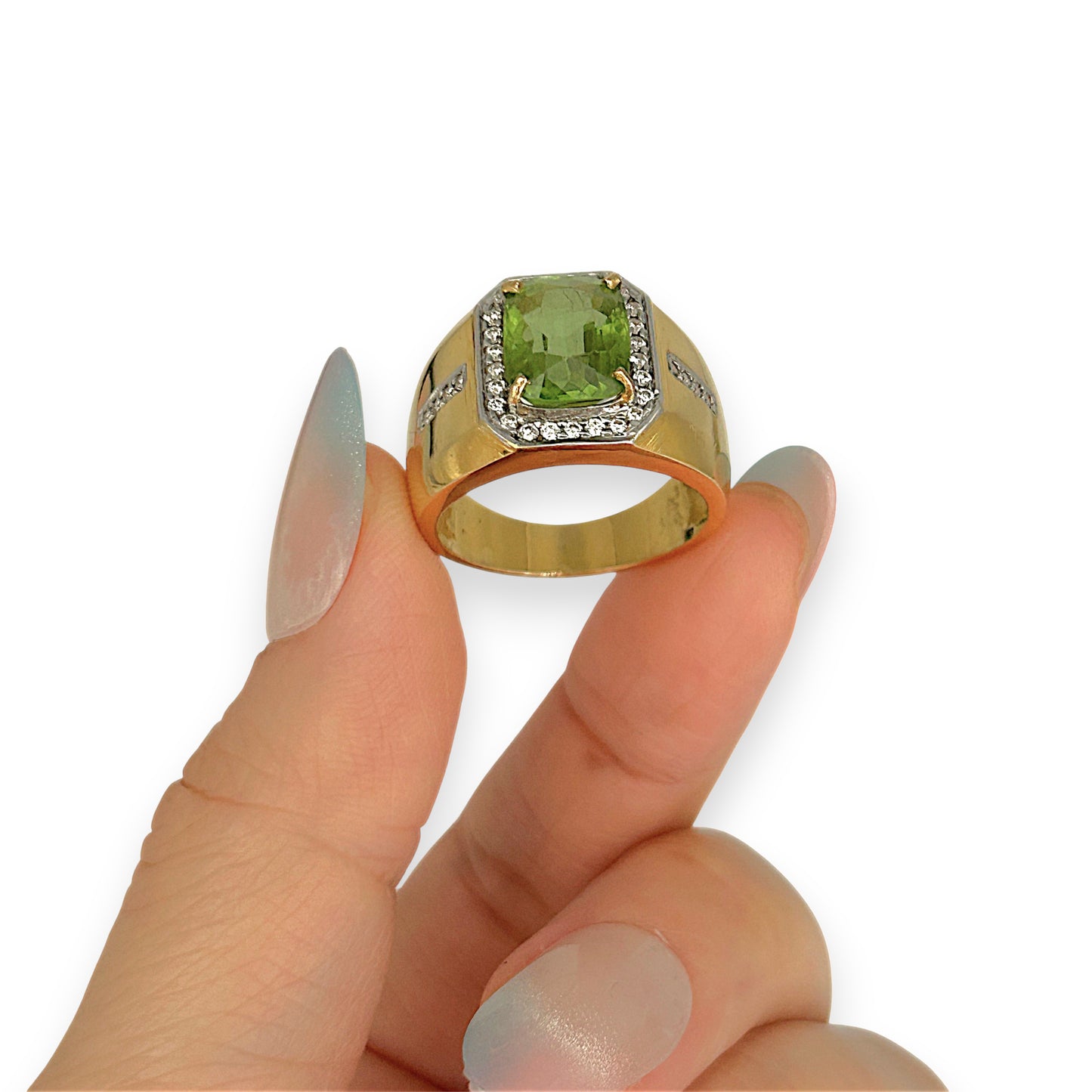 GOLD DEAL |18kt Gold Empire Green Radiance Ring Valuation $6,550