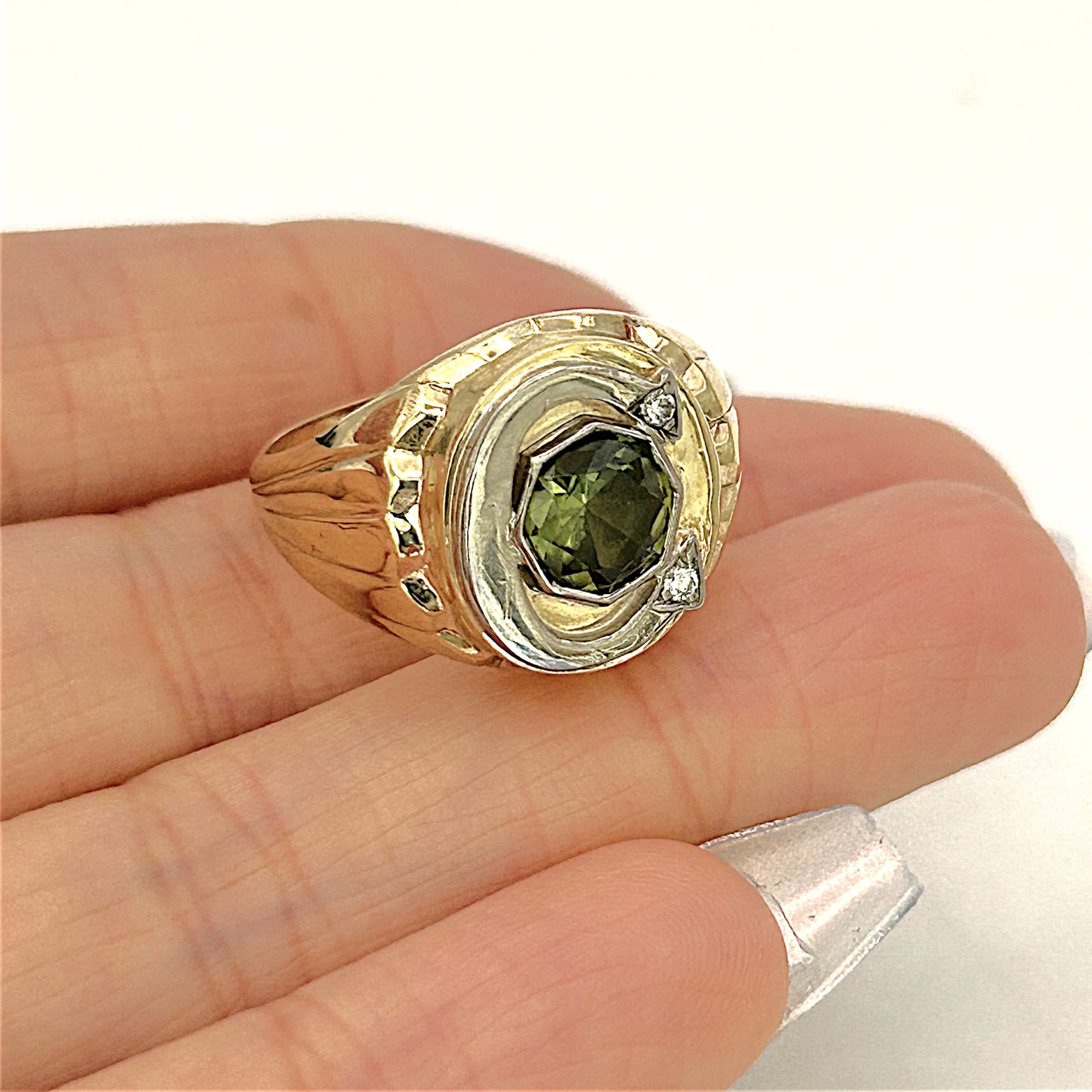 NZGD | 9ct Gold Verdant Eclipse Ring Valuation $3,500