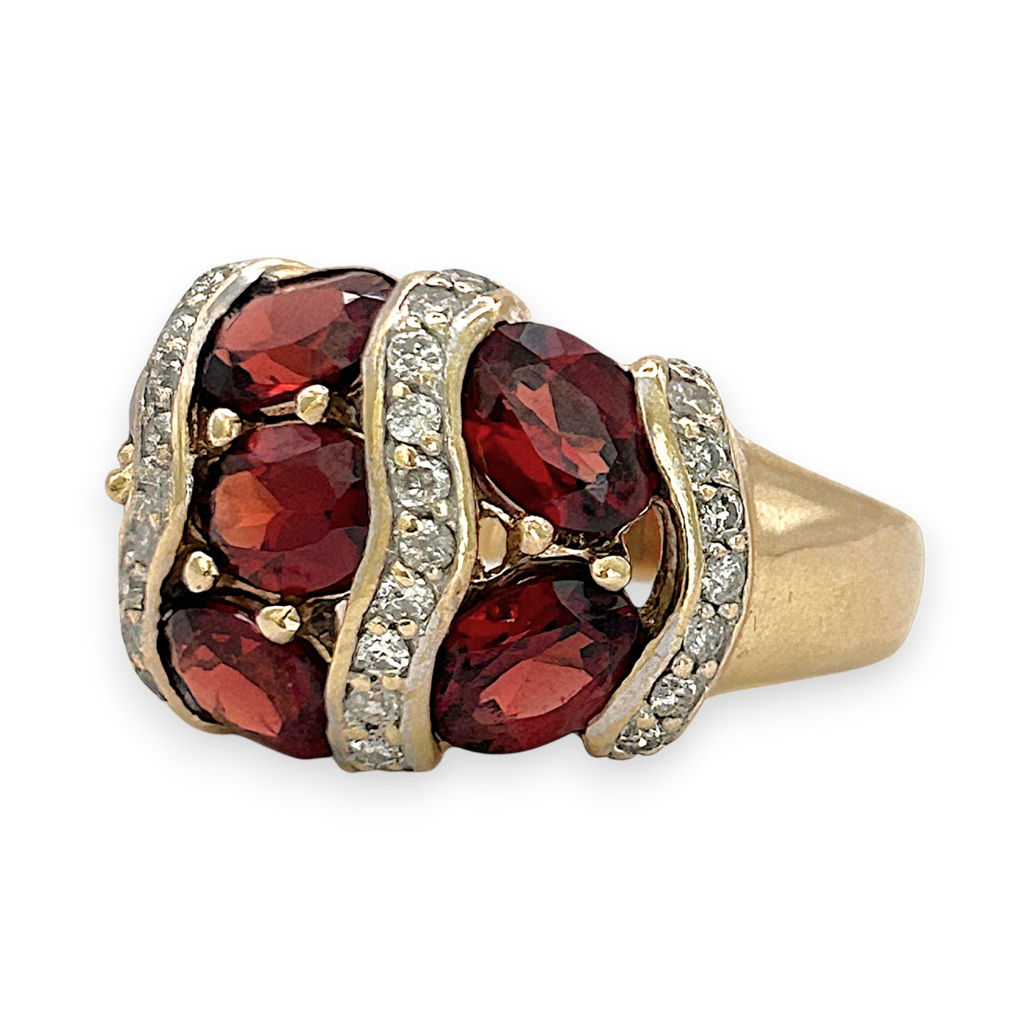 NZGD | 9ct Gold Ring - Scarlet Majesty Valuation $4,850