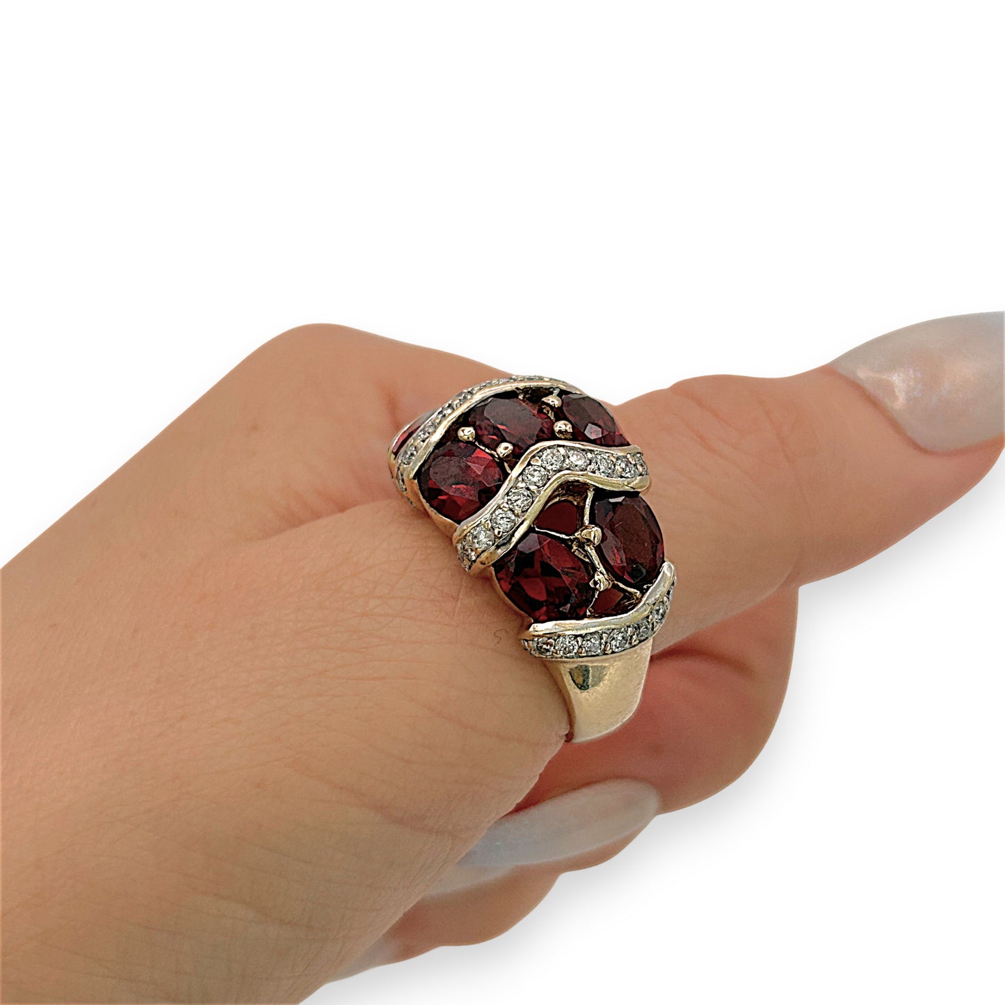 NZGD | 9ct Gold Ring - Scarlet Majesty Valuation $4,850
