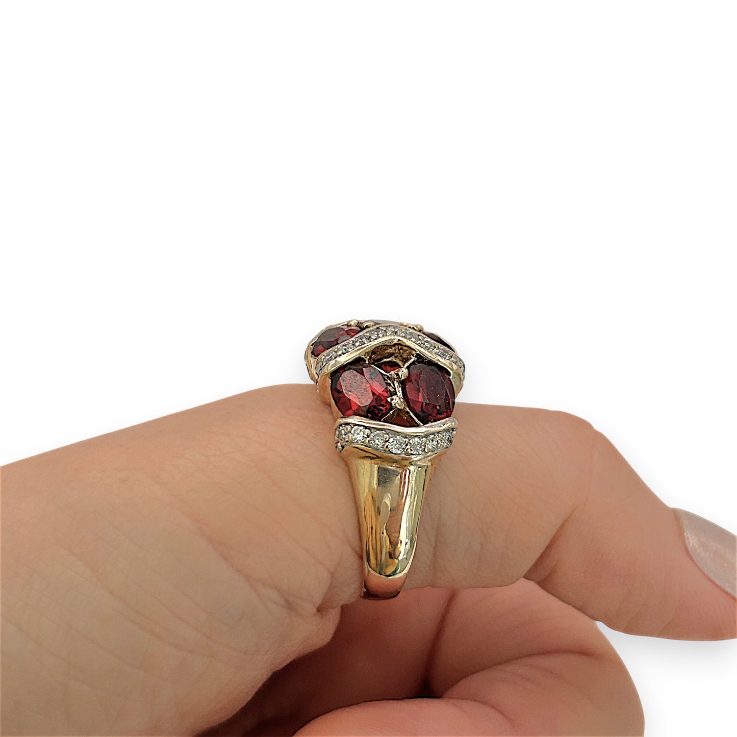 NZGD | 9ct Gold Ring - Scarlet Majesty Valuation $4,850