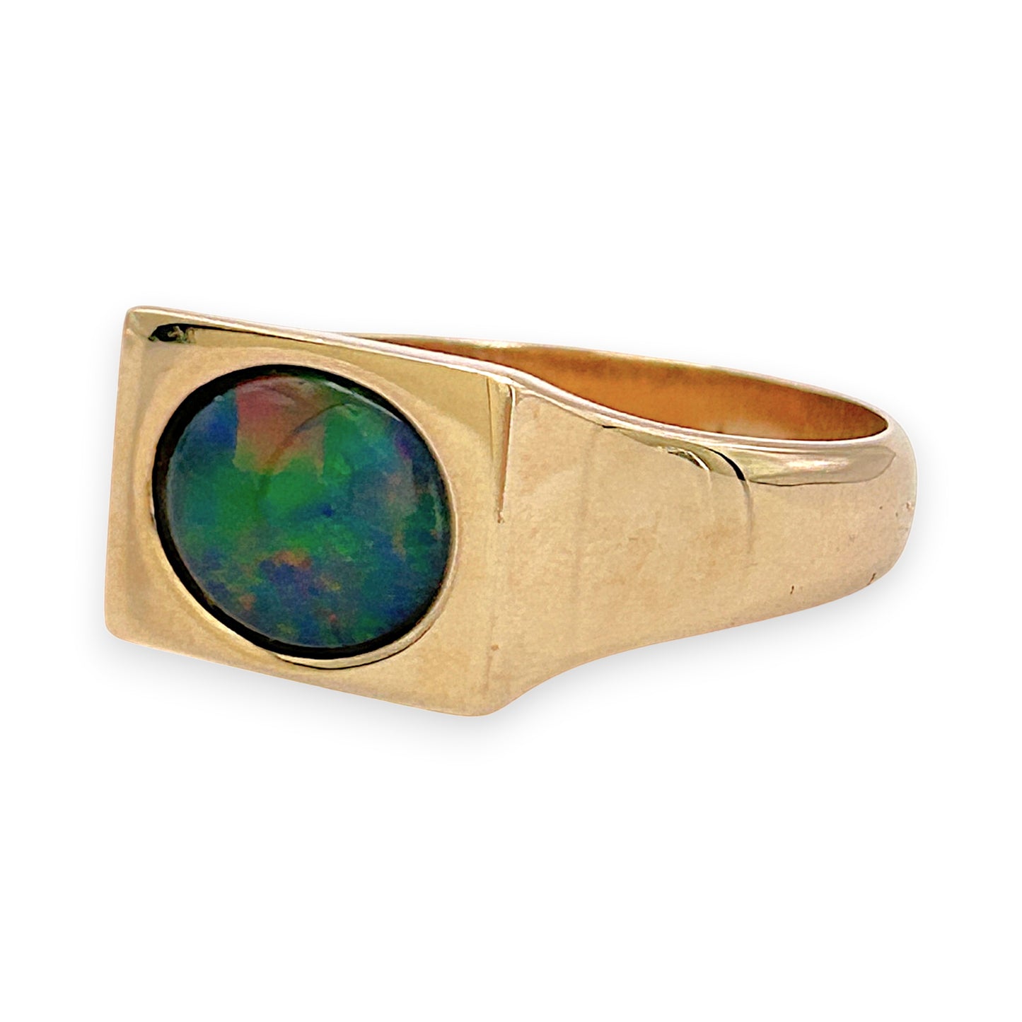 NZGD | 9ct Gold Ring - Eternal Mirage Signet Valuation $3,100