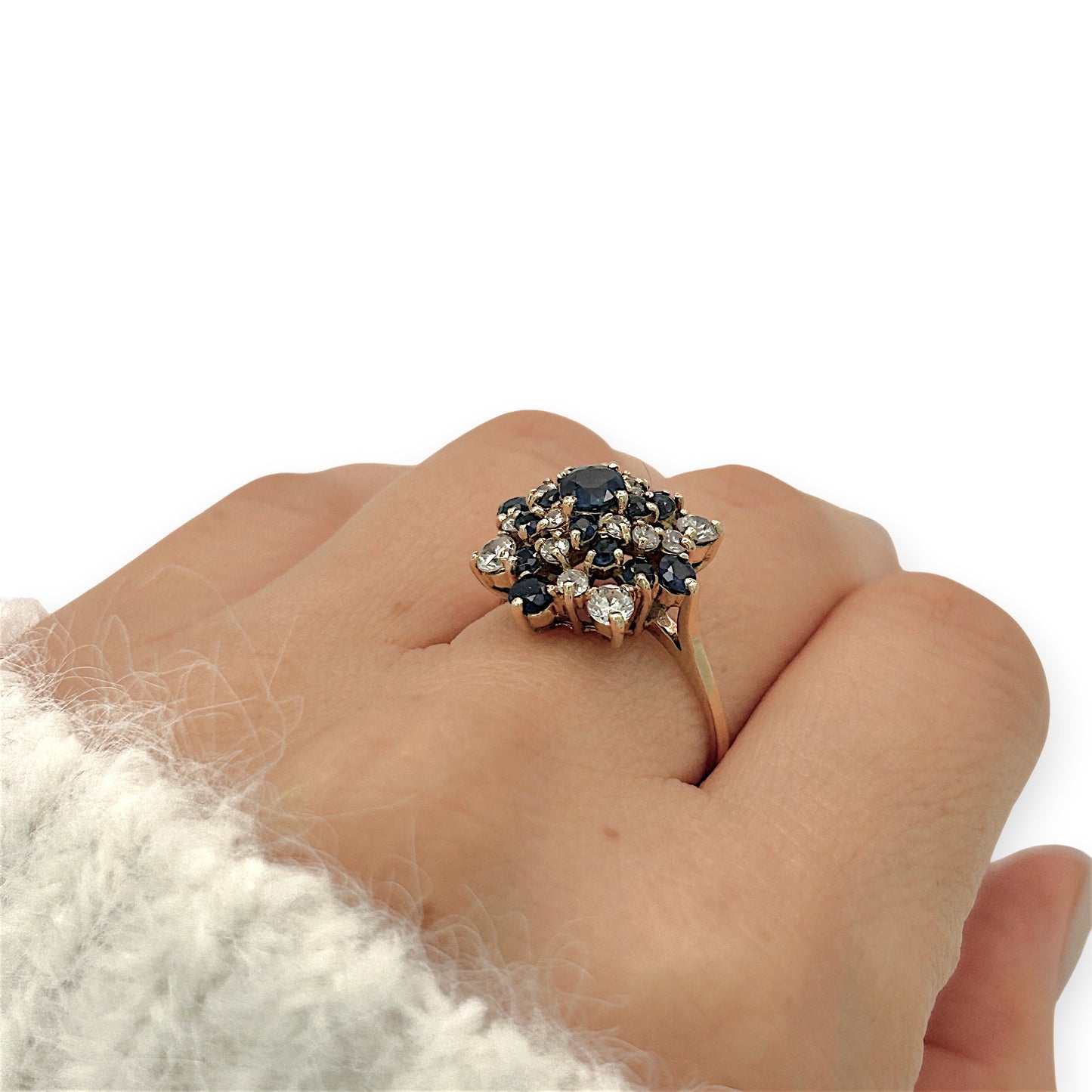 NZGD | 9ct Gold Midnight Starburst Sapphire Ring Valuation $2,800