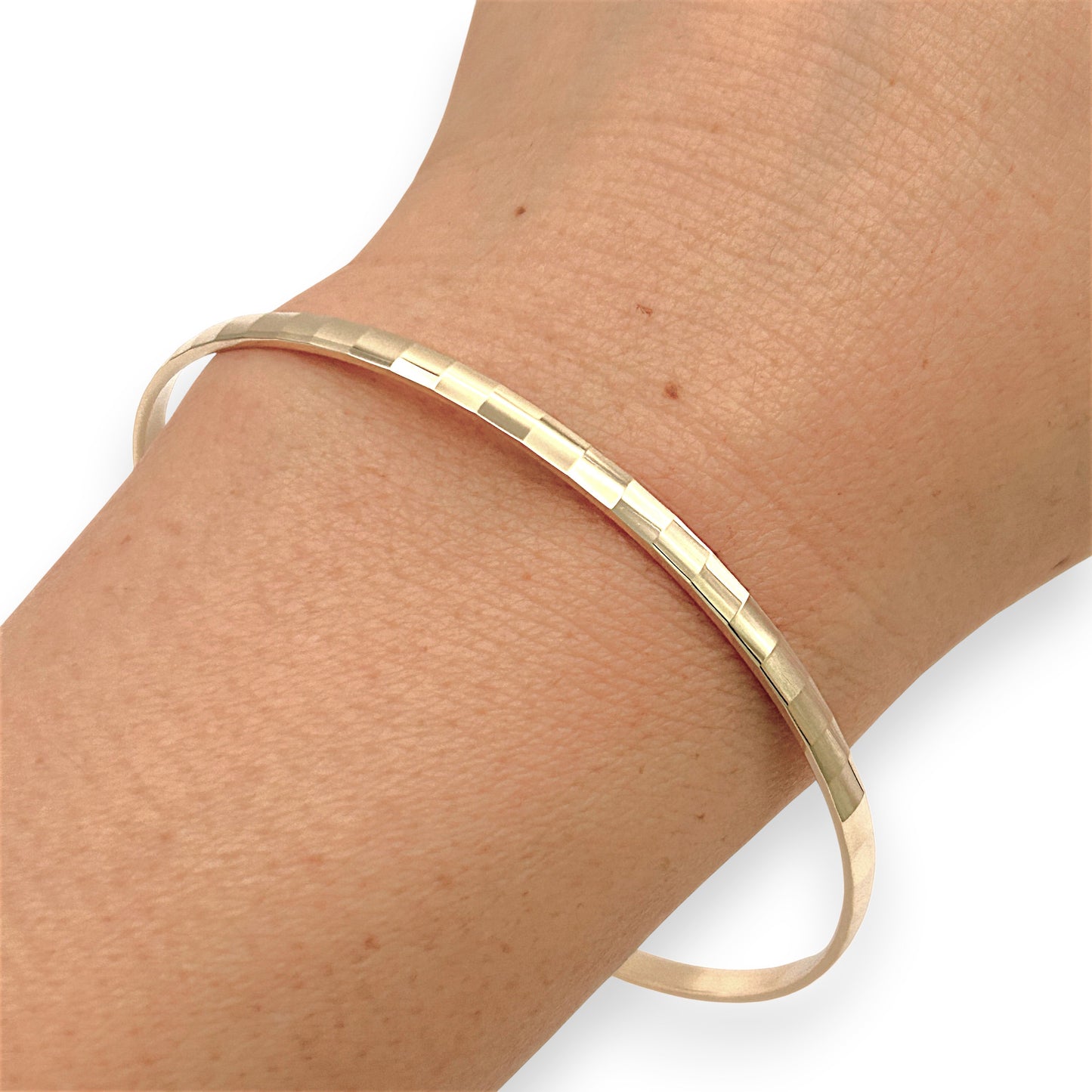 NZGD | 9ct Gold Textured Slip-On Bangle 65.6mm