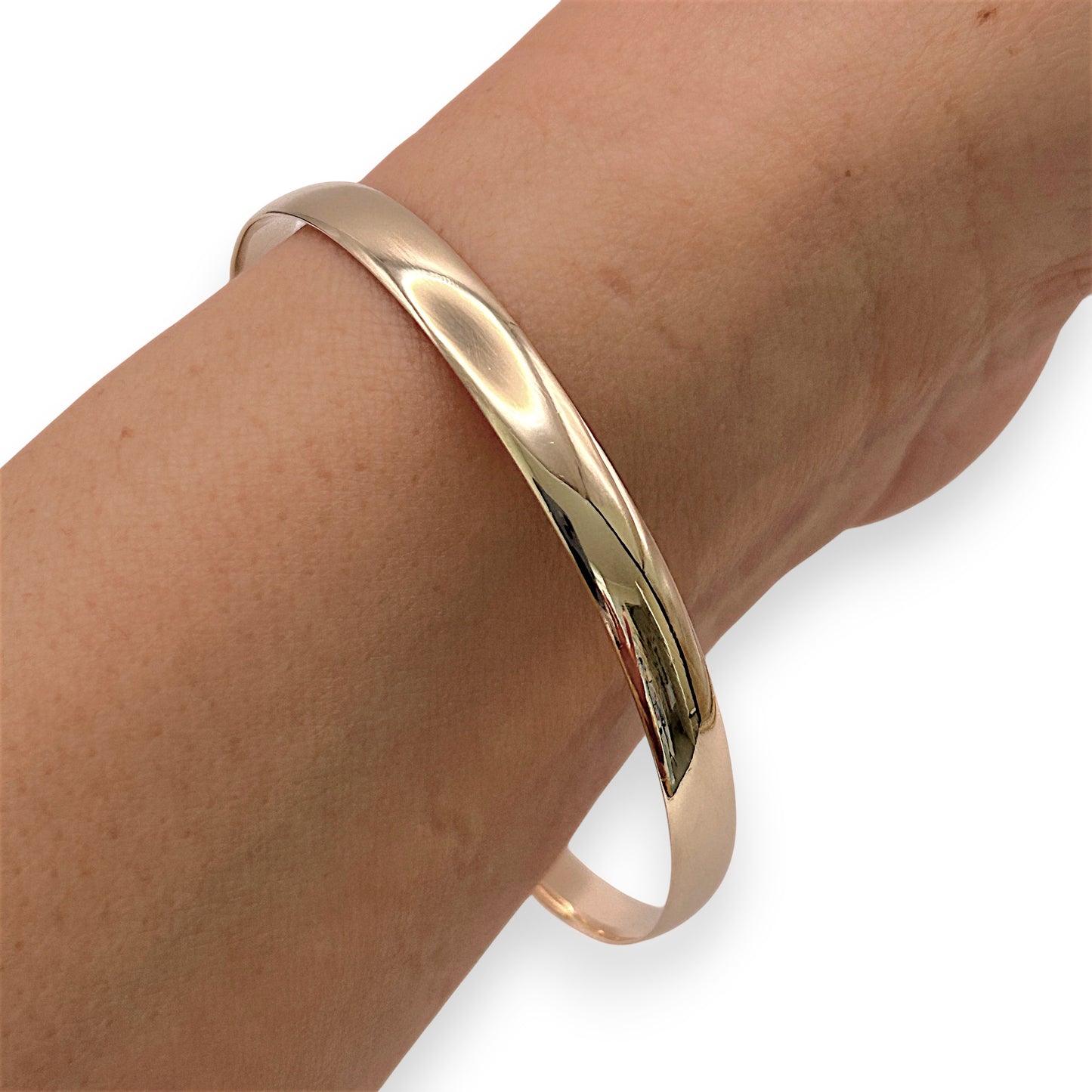 NZGD | 9ct Gold Bangle Prouds Classic Oval Gold Bangle