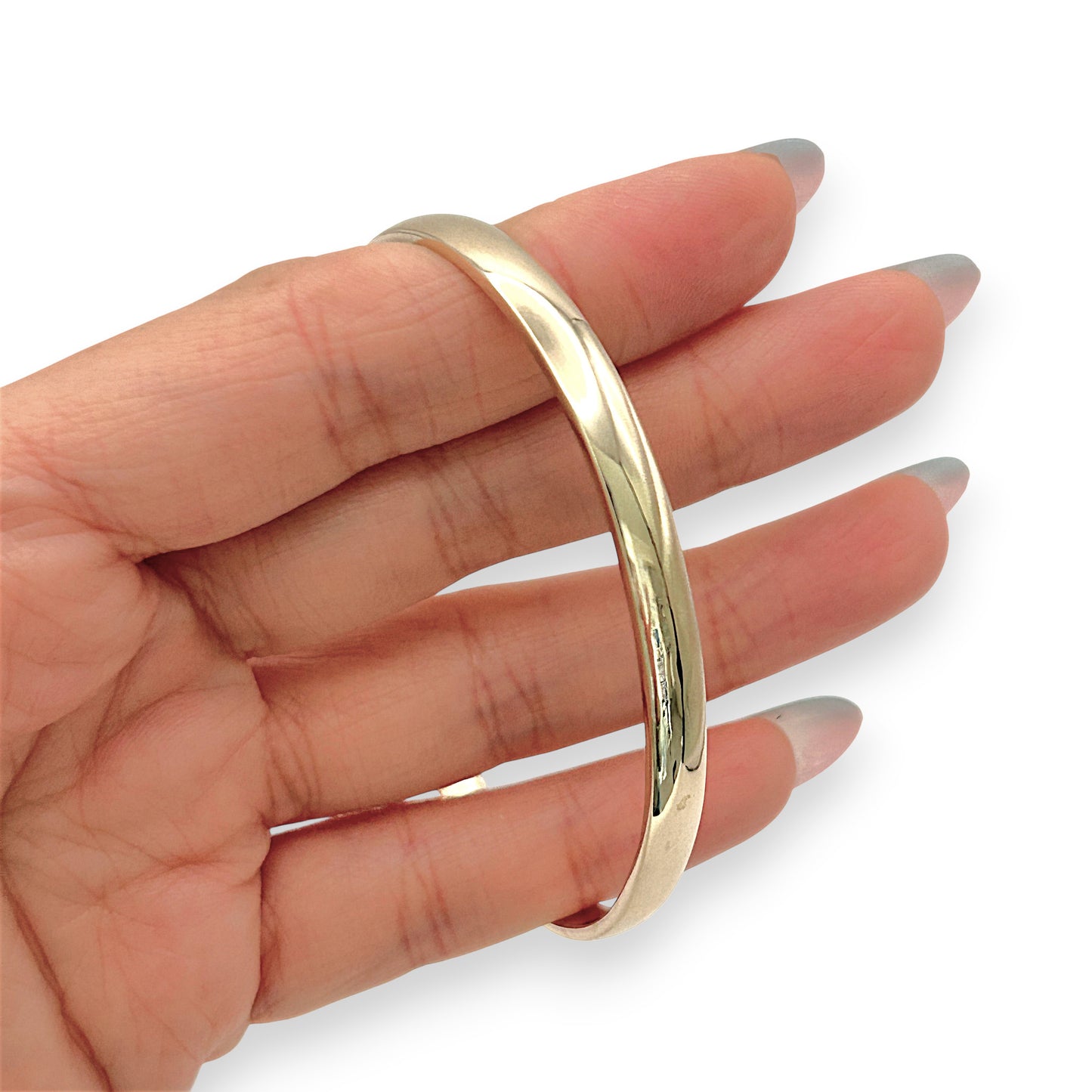 NZGD | 9ct Gold Eternal Elegance Oval Bangle 65.1mm