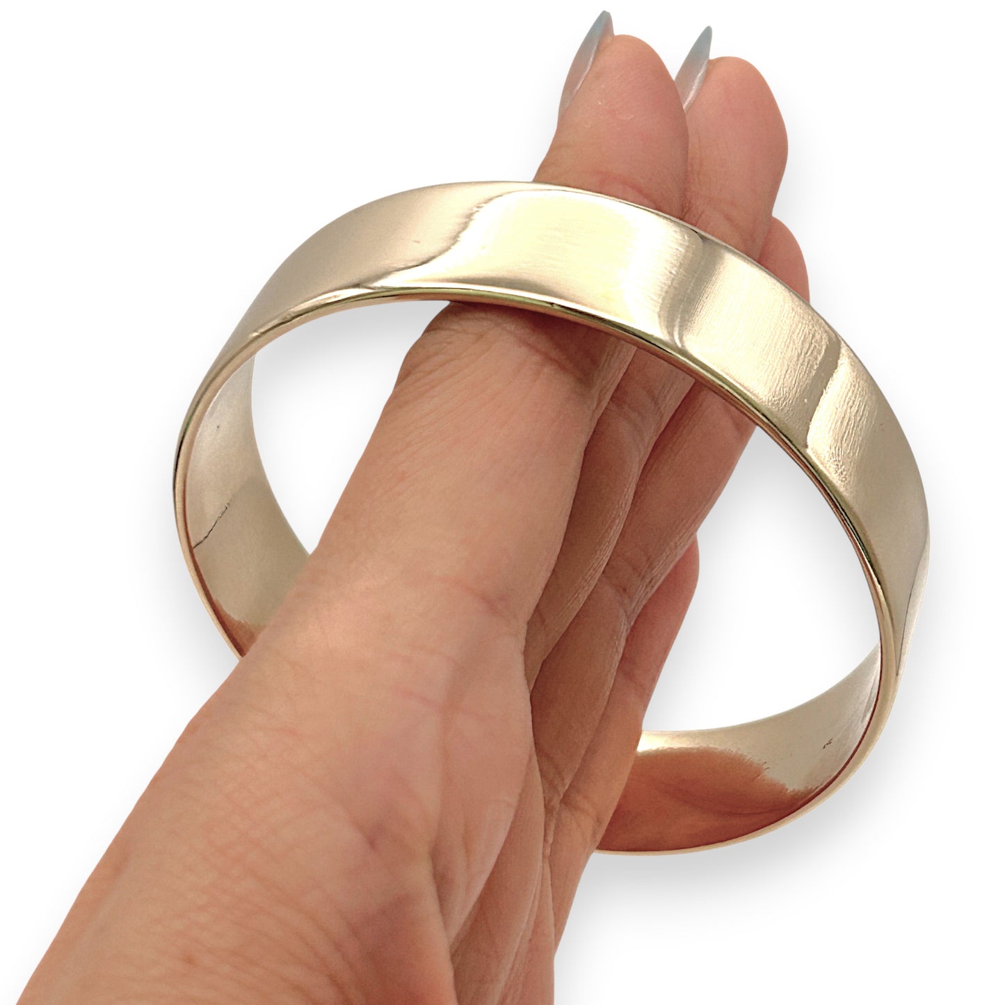 NZGD | 9ct Gold Sovereign Grandeur Polished Round 73.51g Bangle 62.9mm