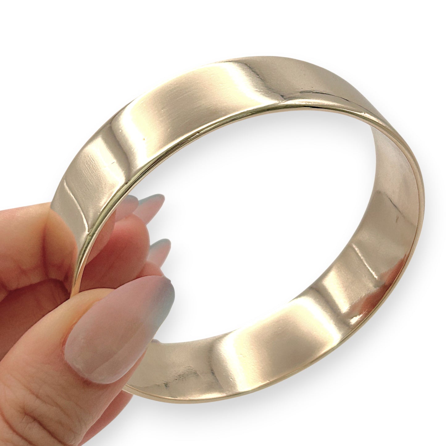 NZGD | 9ct Gold Sovereign Grandeur Polished Round 73.51g Bangle 62.9mm