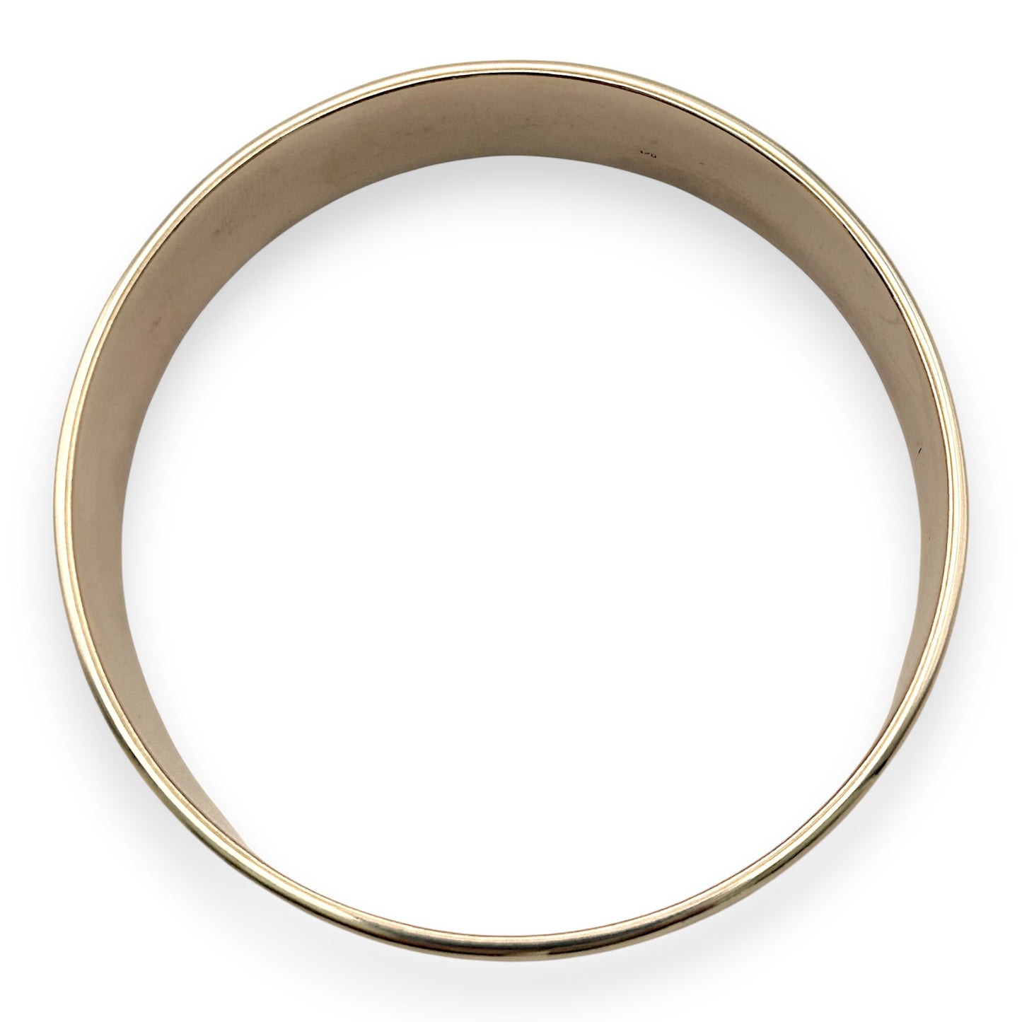 NZGD | 9ct Gold Sovereign Grandeur Polished Round 73.51g Bangle 62.9mm