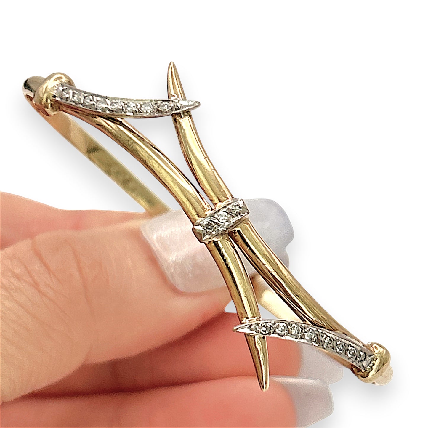 NZGD | 14ct Gold Solitaire Spirit Diamond Bangle Valuation $6,400