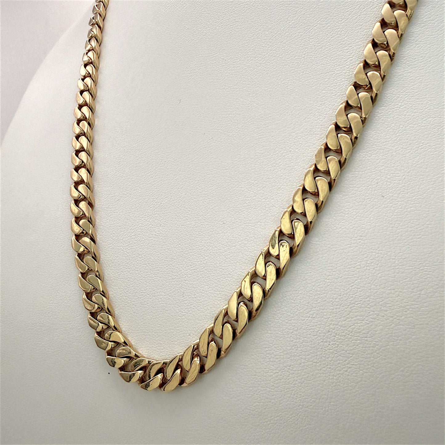 NZGD | 18ct Gold Imperial Presence Chain 76.94g