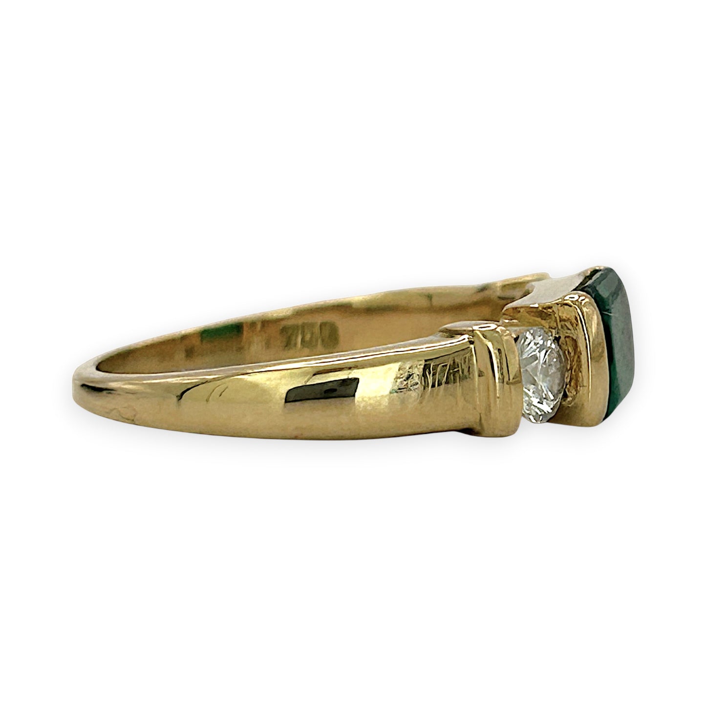 NZGD| 18ct Gold Ring Emerald Crown Trilogy Valuation $4,000