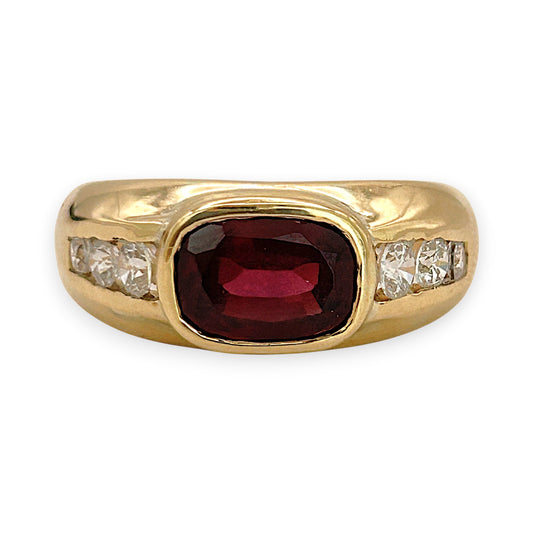 NZGD | 18ct Gold Ring - Garnet Sovereign Statement Valuation $8,000