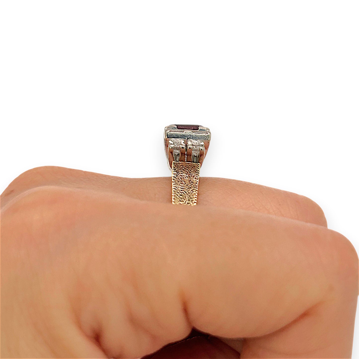 NZGD| 18ct Gold Imperial Ruby Radiance Ring Valuation $9,100