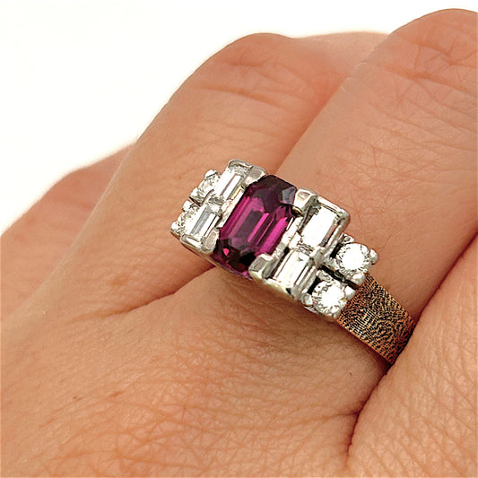 NZGD| 18ct Gold Imperial Ruby Radiance Ring Valuation $9,100