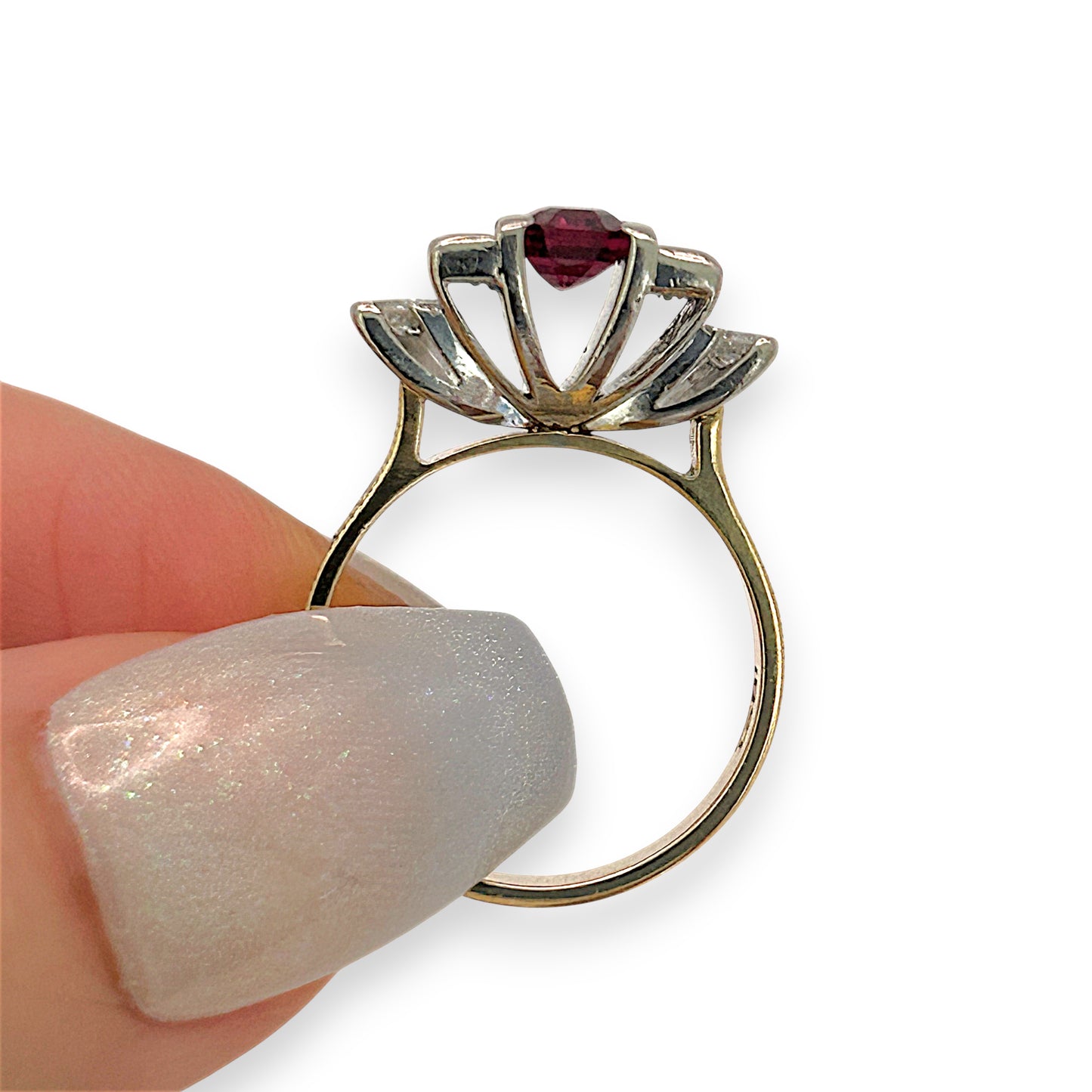 NZGD| 18ct Gold Imperial Ruby Radiance Ring Valuation $9,100