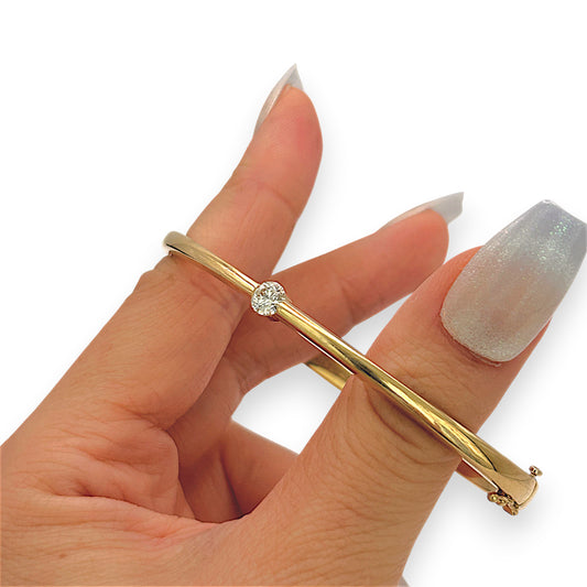 NZGD | 18ct Gold Luminous Solid Arc Bangle Valuation $28,500