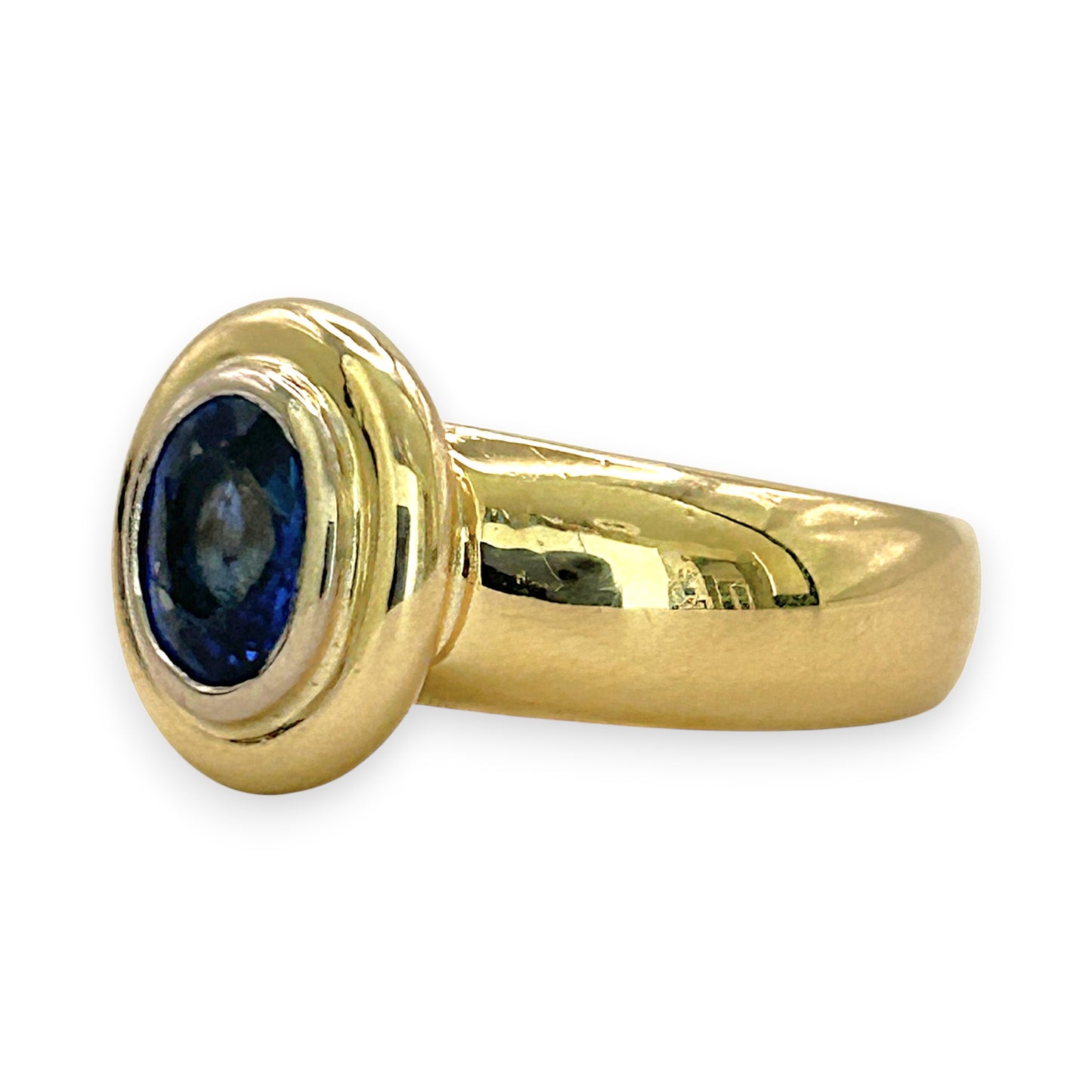 NZGD | 18ct Gold Vintage Midnight Crest Ring Valuation $8,400