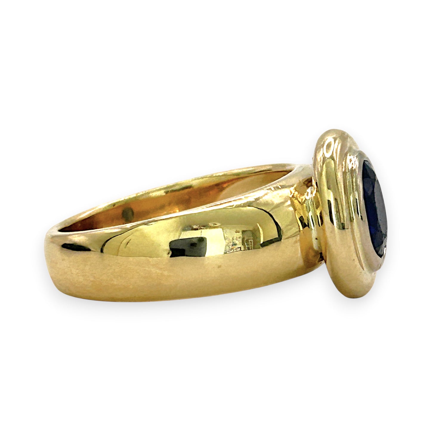 NZGD | 18ct Gold Vintage Midnight Crest Ring Valuation $8,400