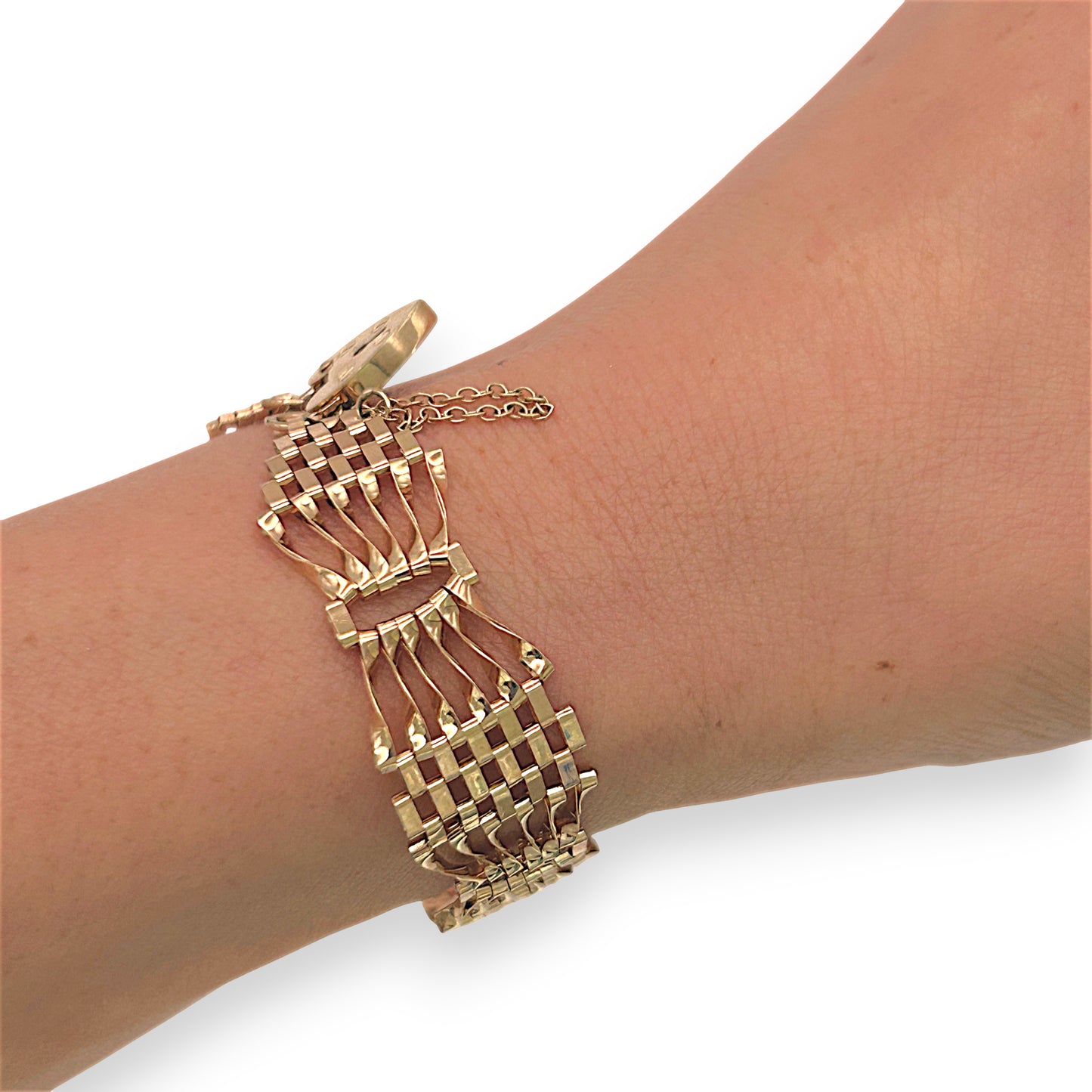 NZGD | 9ct Gold Heritage Heartlock Bracelet 18cm