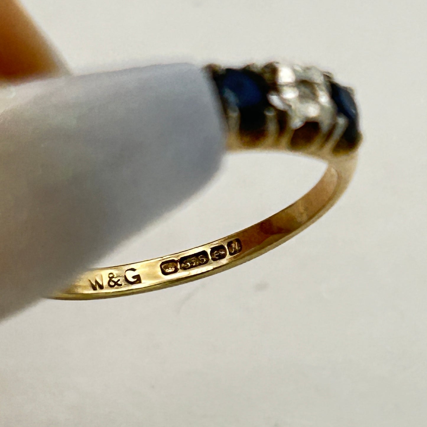 NZGD | 9ct Gold Midnight Blue Horizon Band Ring Size N 1/2