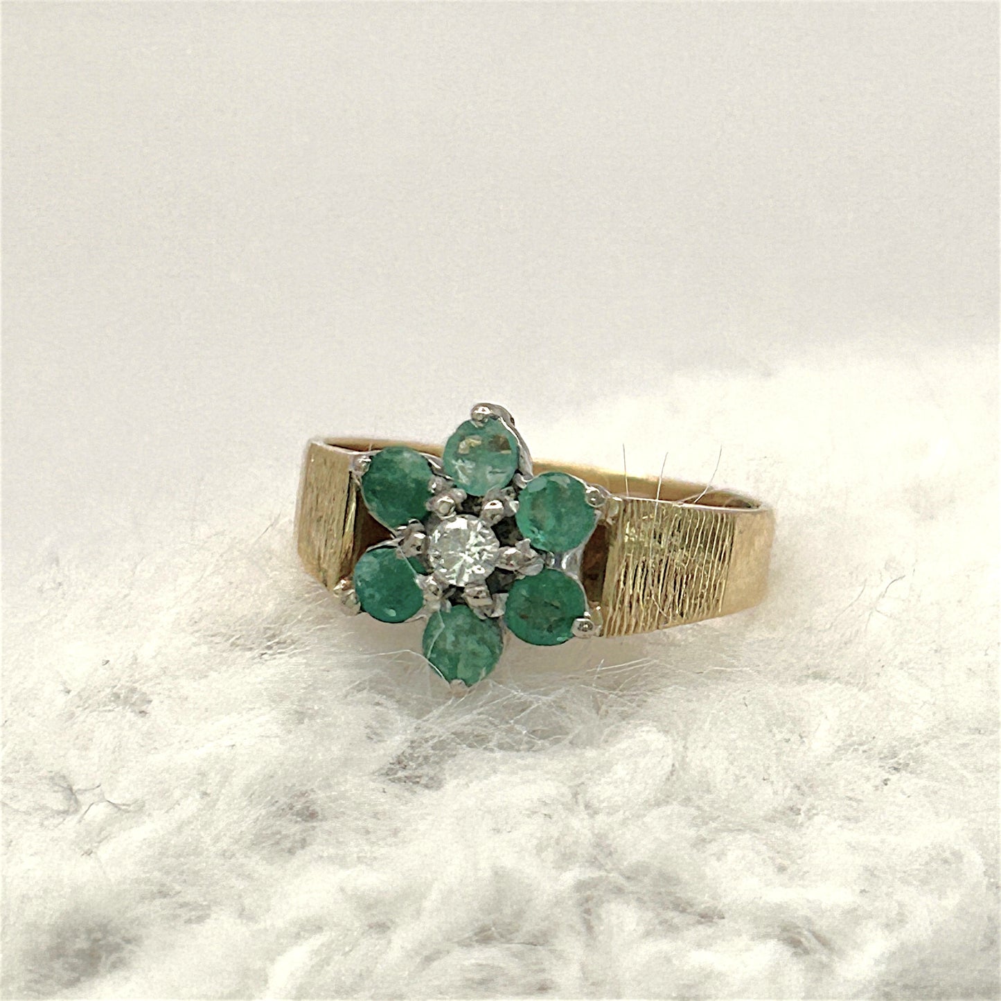 NZGD | 18ct Gold Emerald Heirloom Bloom Ring Valuation $6,100