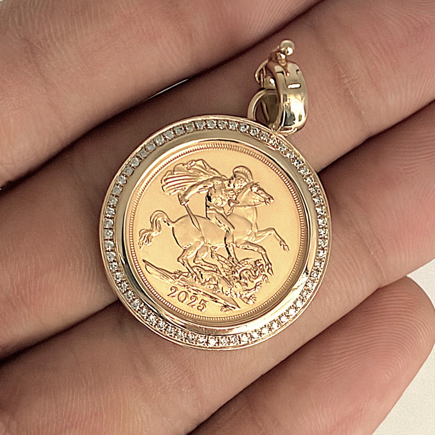 NZGD | 22ct 2025 Full Sovereign in 10ct Gold Diamond‑Set Pendant