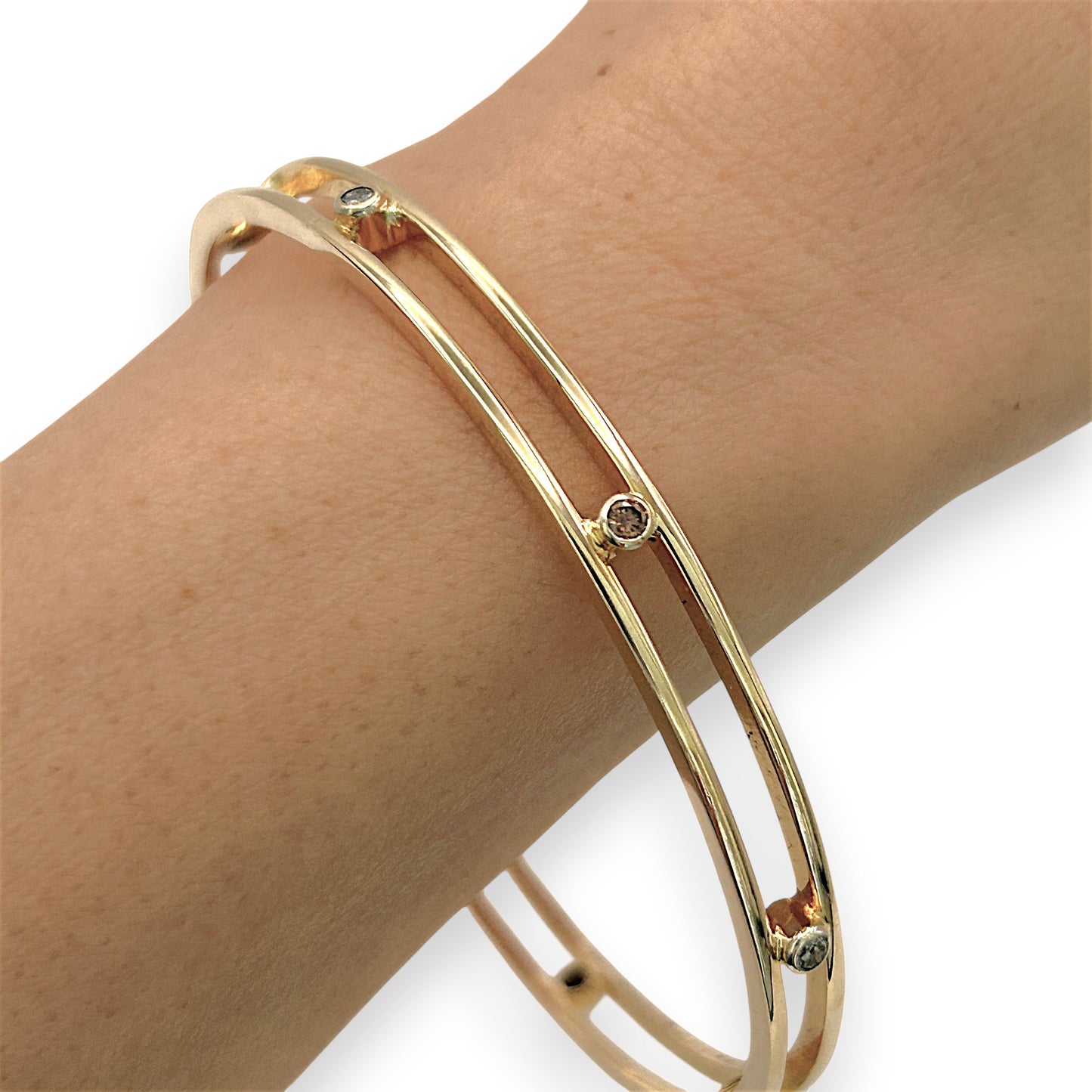 NZGD | 15ct Gold Aureline Dual‑Arc Bangle Valuation $11,000