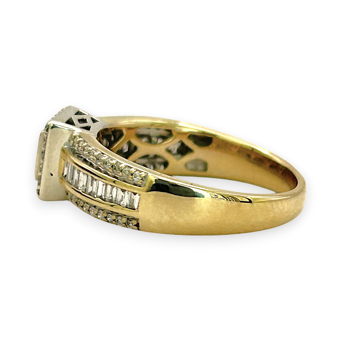 NZGD | 9ct Gold Aureline Regal Square Ring Valuation $4,000