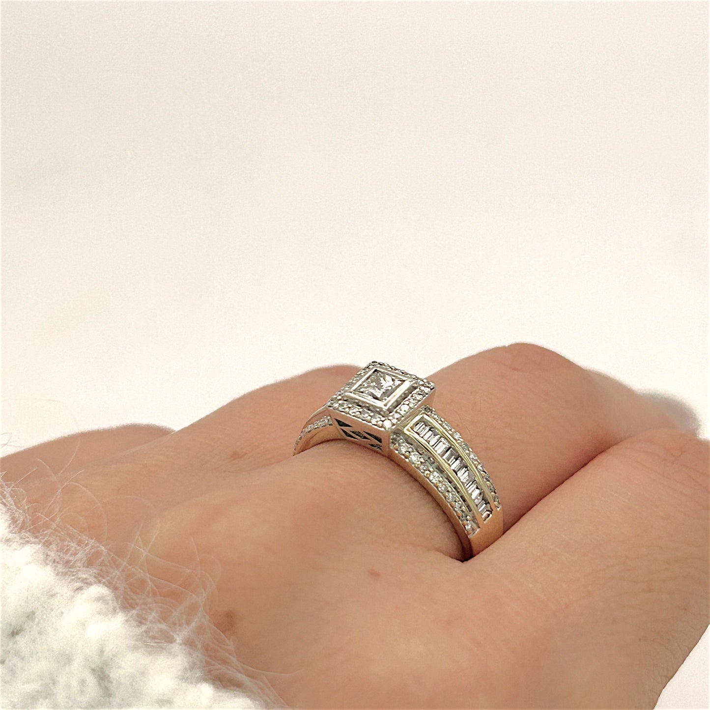NZGD | 9ct Gold Aureline Regal Square Ring Valuation $4,000