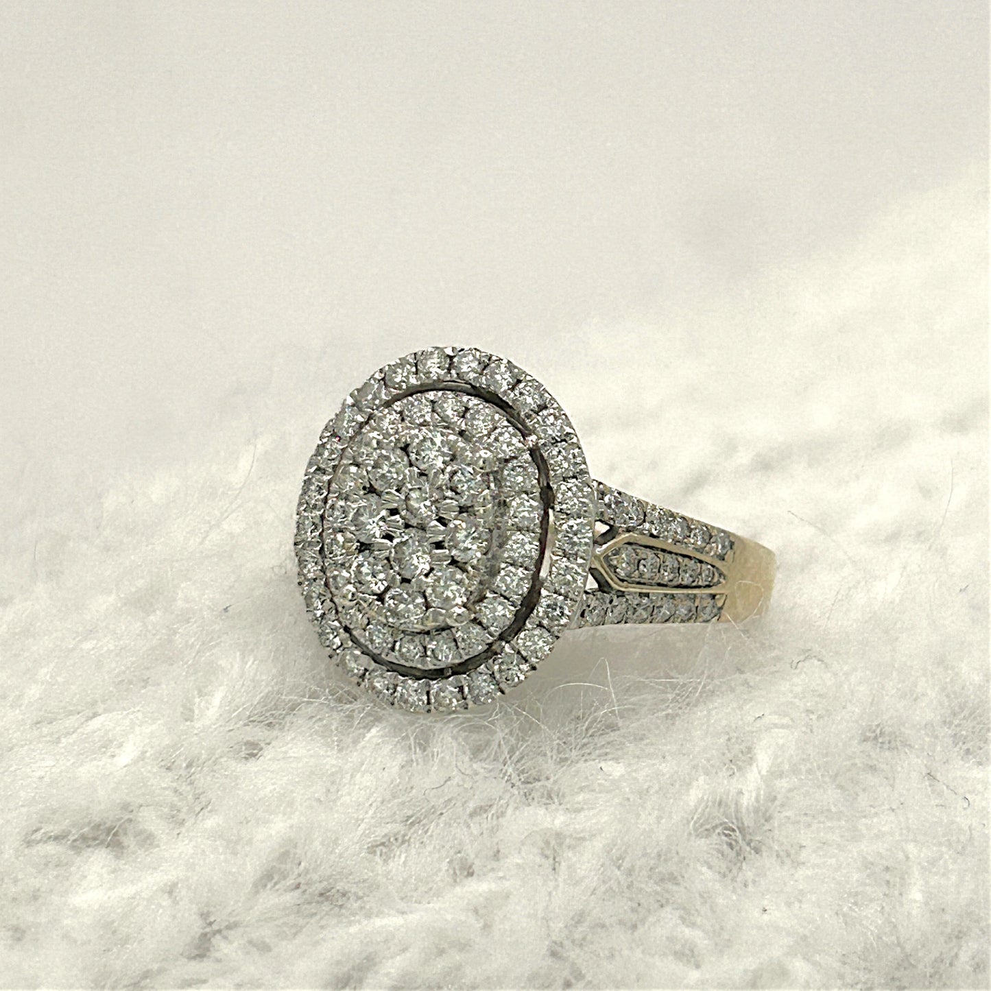 NZGD | 9ct Gold Imperial Glow Oval Ring Valuation $4,150
