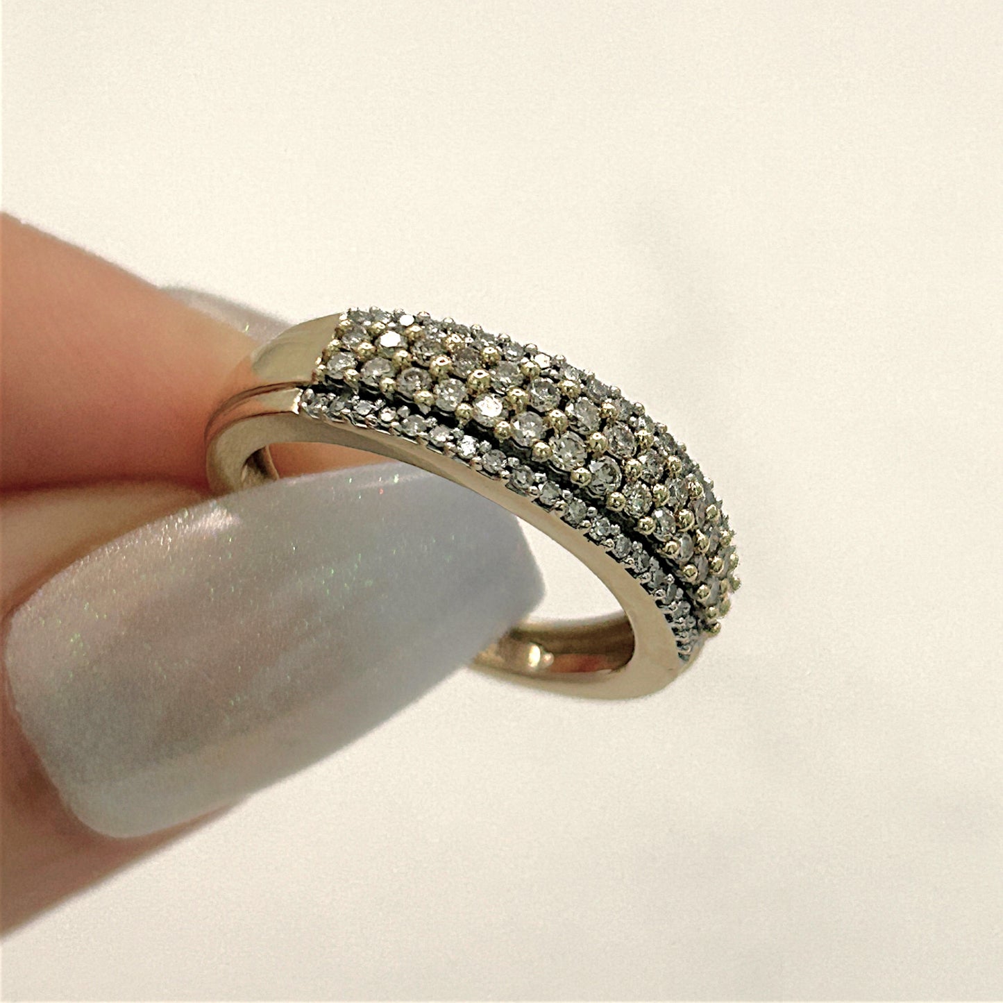 NZGD | 9ct Gold Aureline Pavé Ring Valuation $2,500