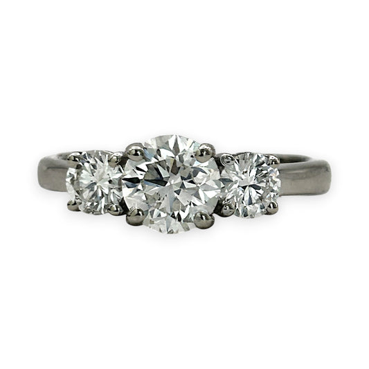 NZGD | 18ct White Gold The Lumière Trine Ring Valuation $12,500