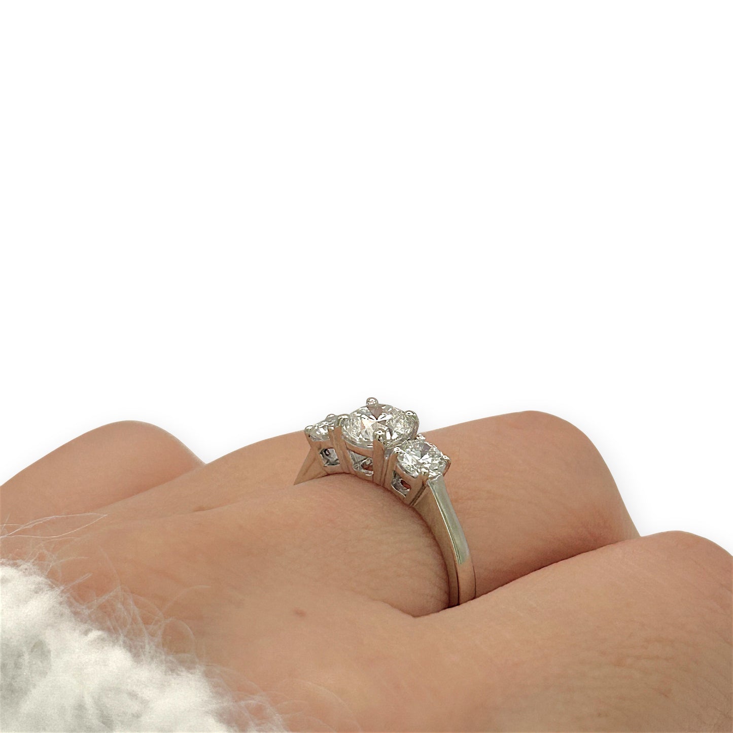 NZGD | 18ct White Gold The Lumière Trine Ring Valuation $12,500