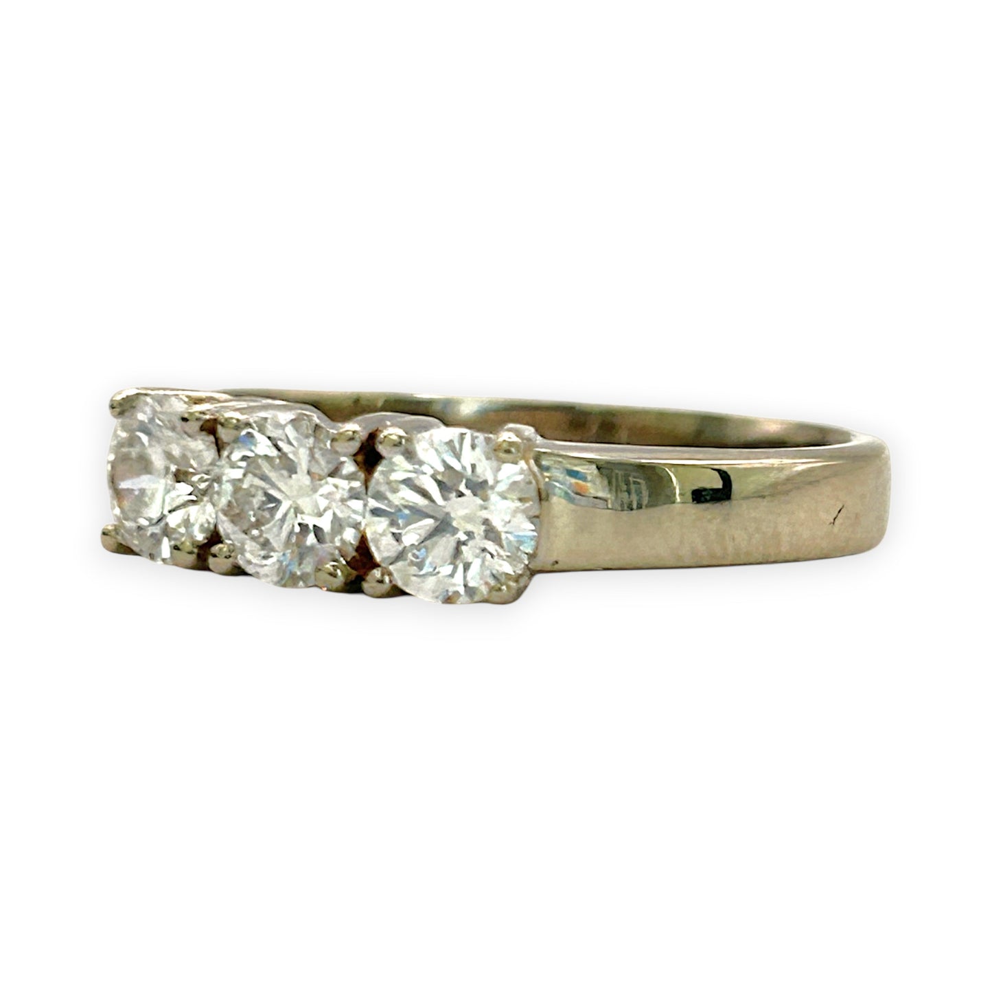 NZGD | 18ct White Gold Imperial Éclat Trio Ring Valuation $7,600