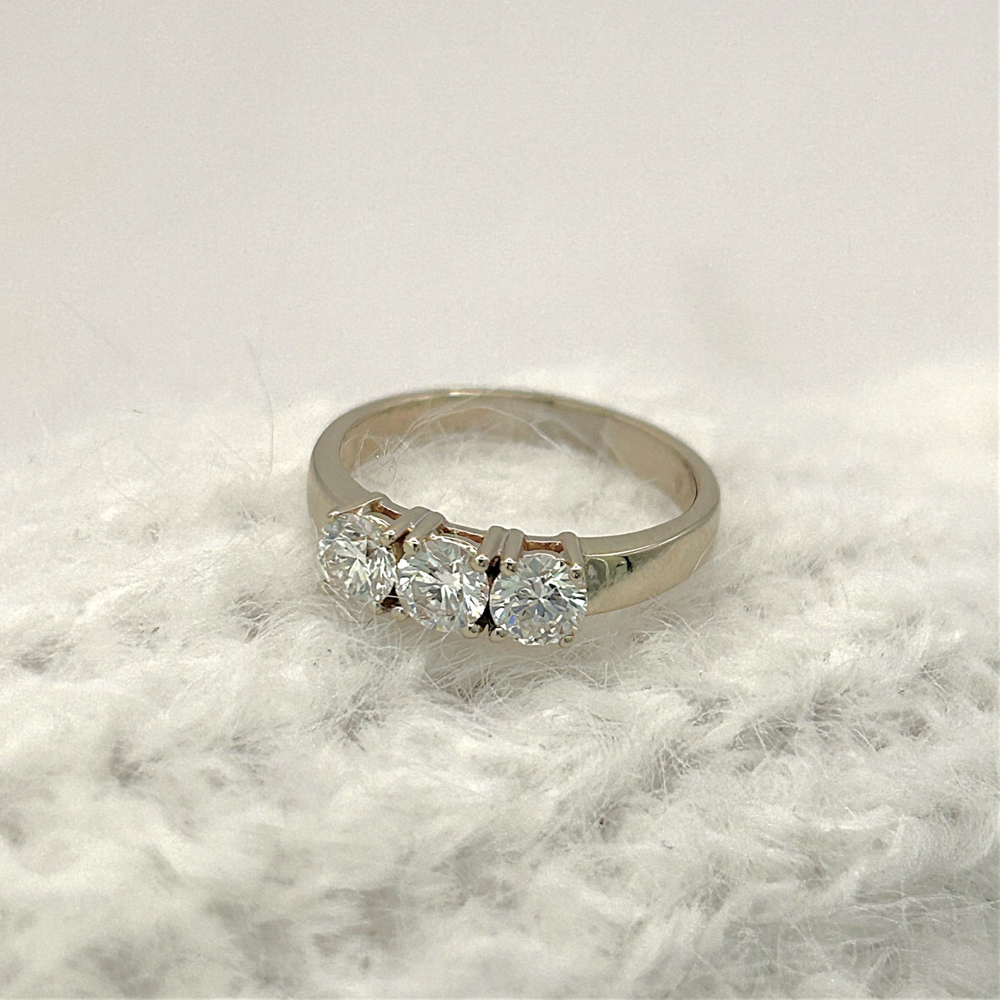 NZGD | 18ct White Gold Imperial Éclat Trio Ring Valuation $7,600