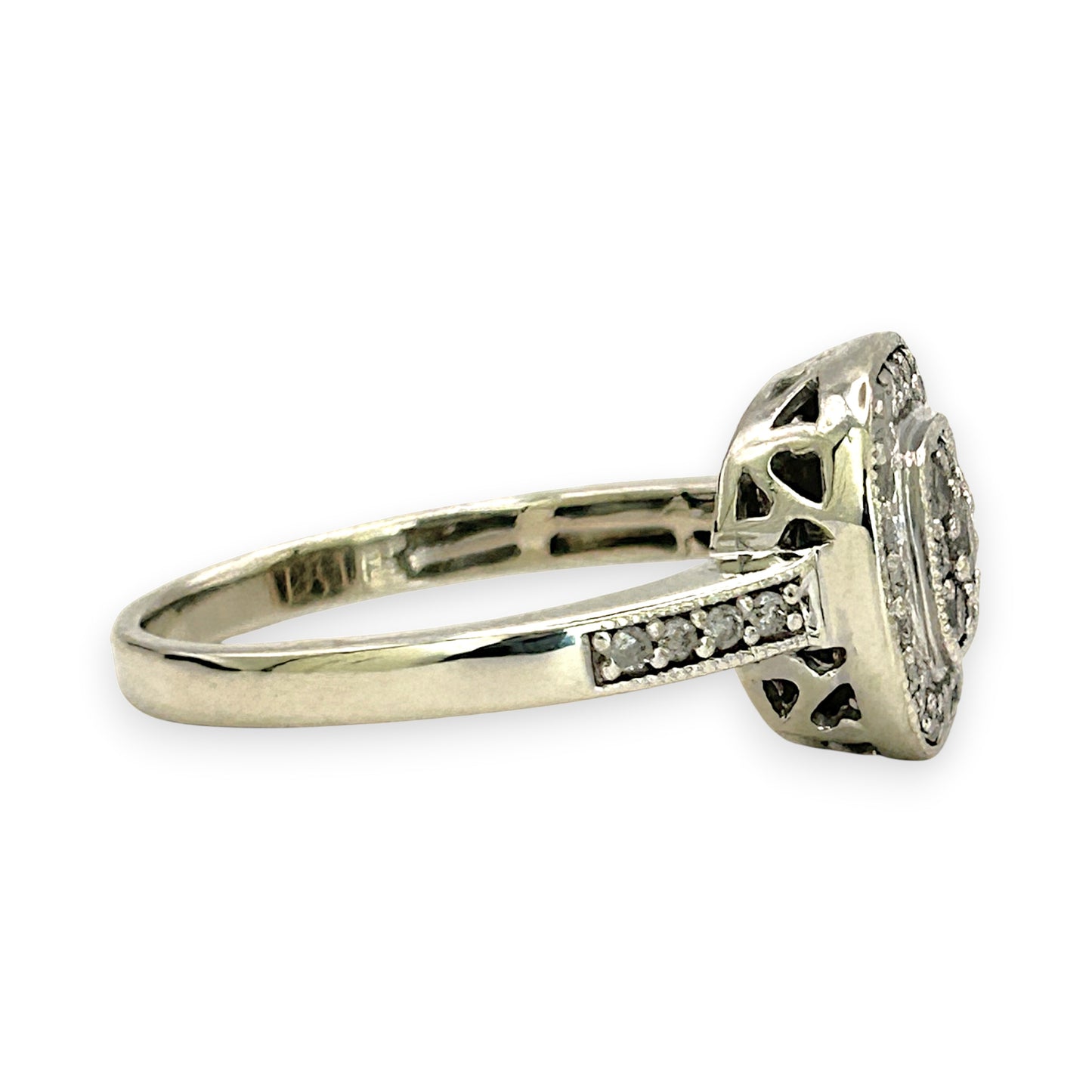 NZGD | 9ct White Gold Celestine Cluster Ring Valuation $2,500