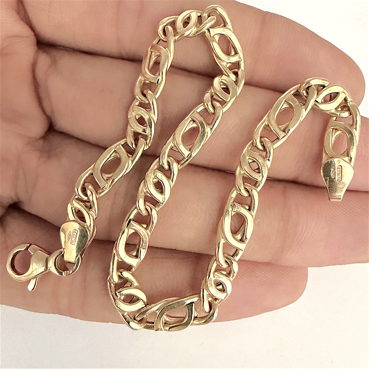NZGD | 18ct Gold  Cadence  Link  Bracelet 21.5 cm