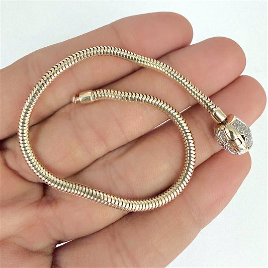 BRAND NEW | 10ct Gold Emma & Roe Bracelet 18.5cm