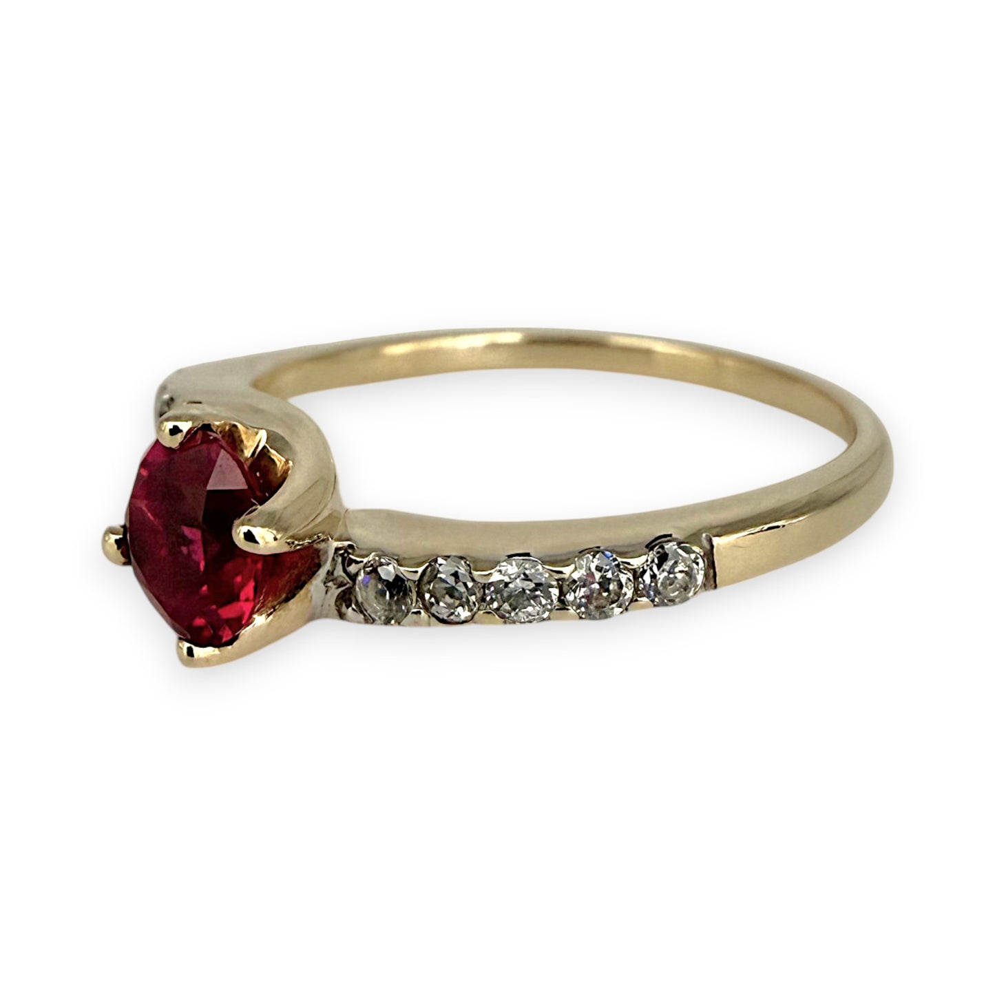 NZGD | 9ct Gold Crimson Glow Crown Ruby Ring Size O