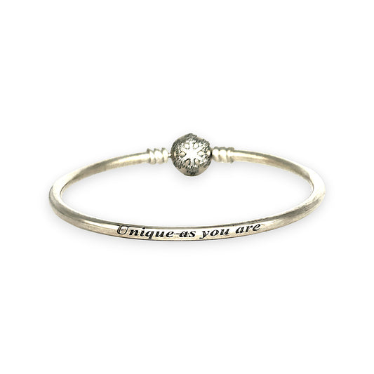 SILVER DEAL | Pandora Moments Bangle - Unique As You are, Size 19