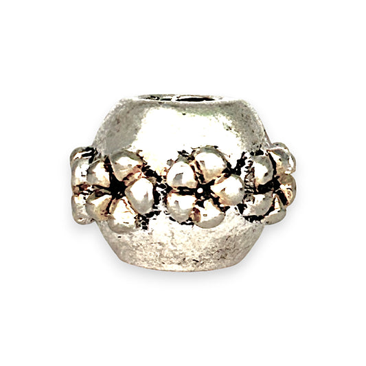 SILVER DEAL | Sterling Silver Charm - Floral Embrace