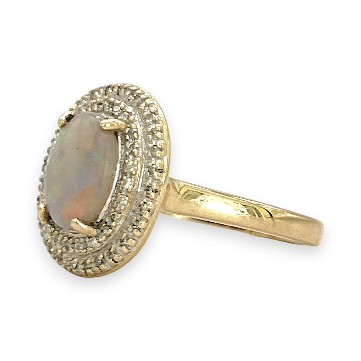 NZGD | 9ct Gold Vintage Style Opal Ring Valuation $2,000