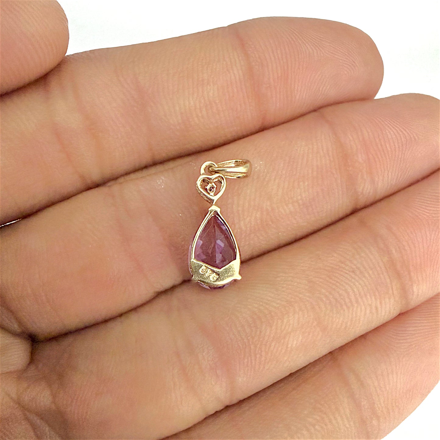 NZGD | 9ct Gold Violet Magic Teardrop Pendant